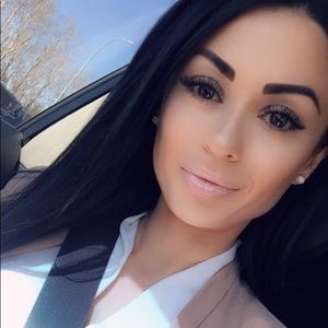 Meet your Posher, Natalie